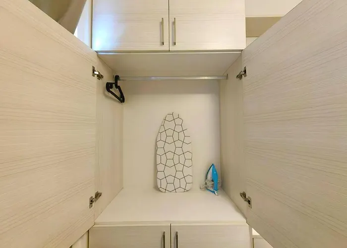 Citispace 1br Condotel At Fame Residences #fm53a Apartment